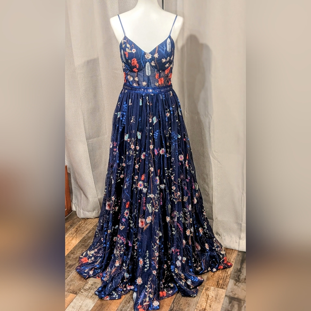 NWT! Mac Duggal floral embroidered indigo A-line bustier sleeveless gown Size 8